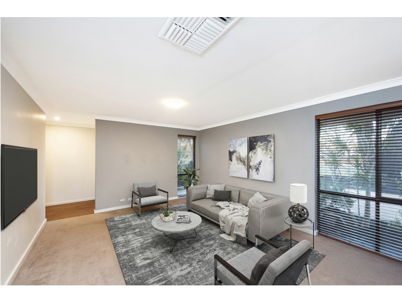 6 Cosson Way, High Wycombe WA 6057