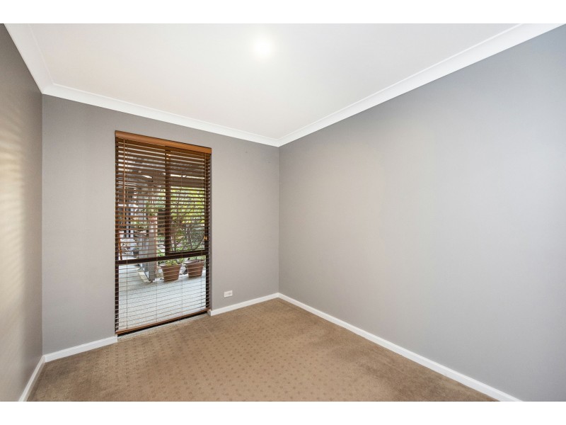 6 Cosson Way, High Wycombe WA 6057