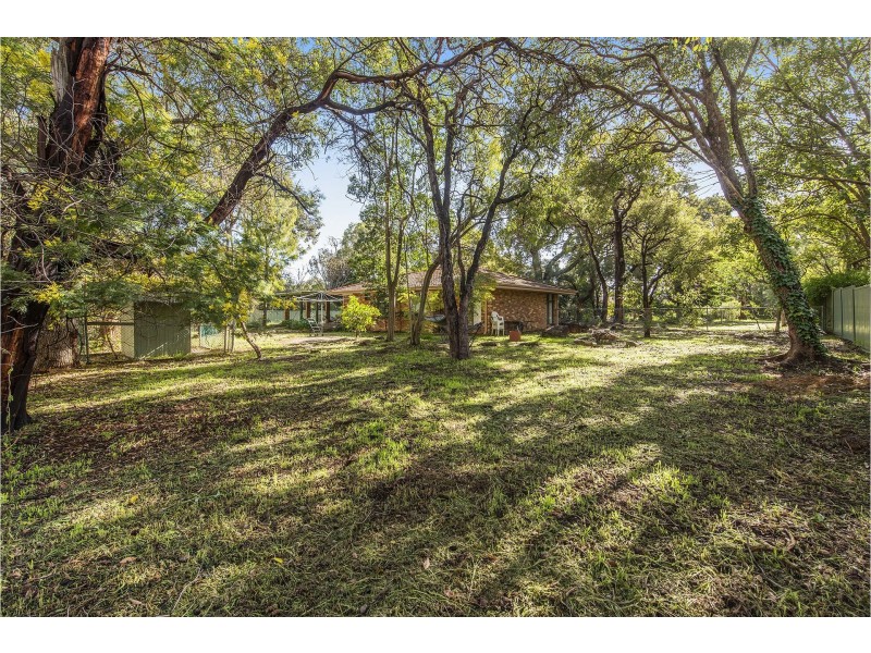 32 The Lane, Gooseberry Hill WA 6076