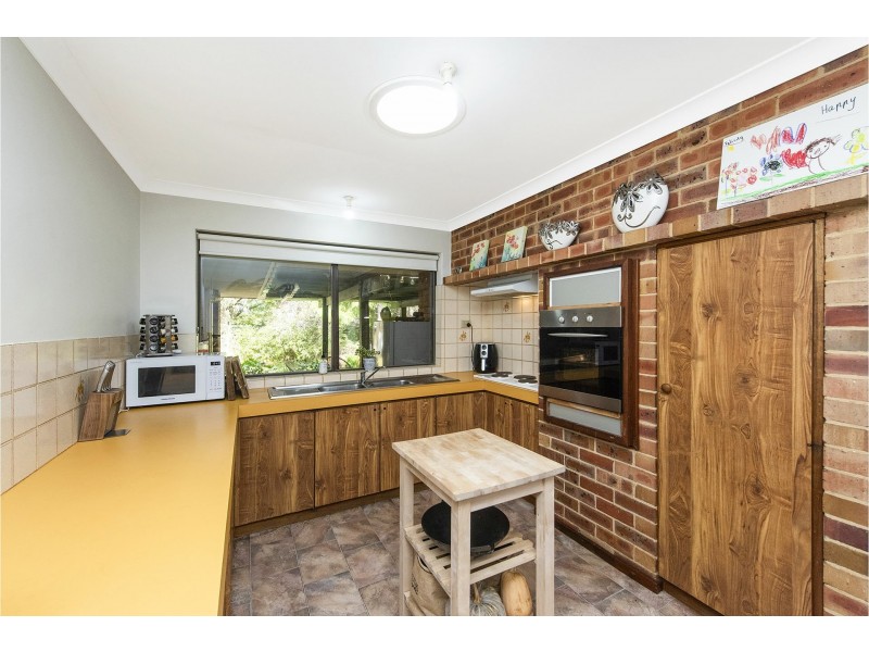 32 The Lane, Gooseberry Hill WA 6076