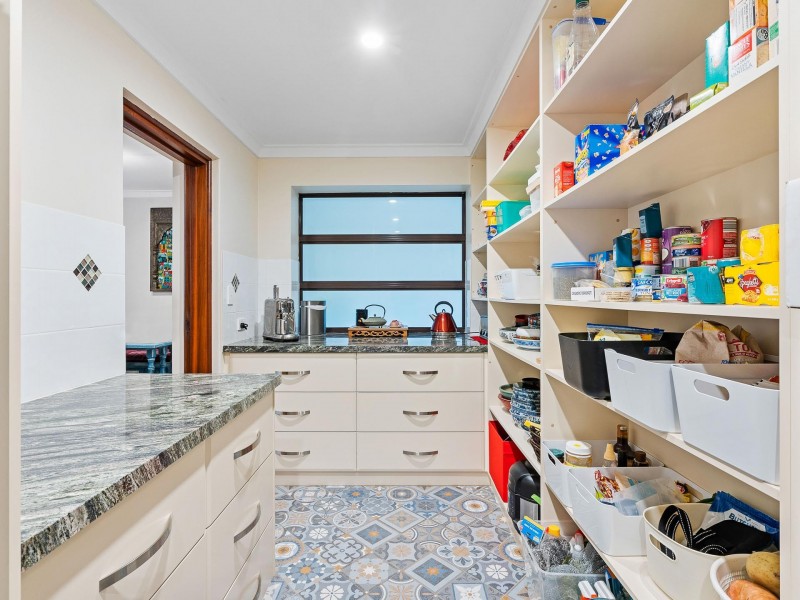 101 Kawina Road, Bickley WA 6076