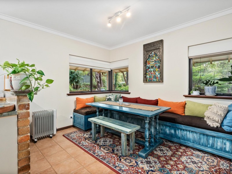 101 Kawina Road, Bickley WA 6076