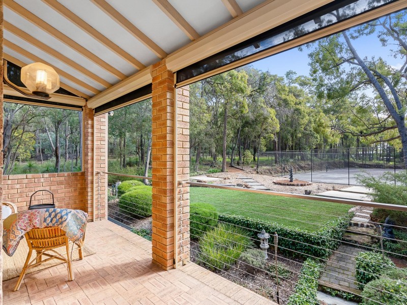 101 Kawina Road, Bickley WA 6076