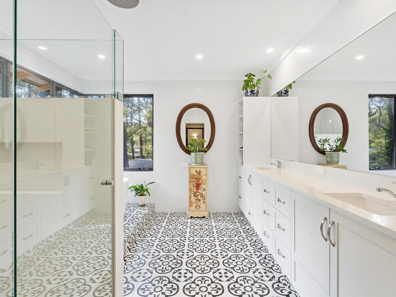 101 Kawina Road, Bickley WA 6076