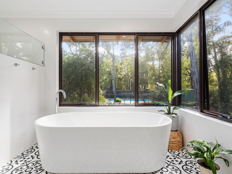 101 Kawina Road, Bickley WA 6076