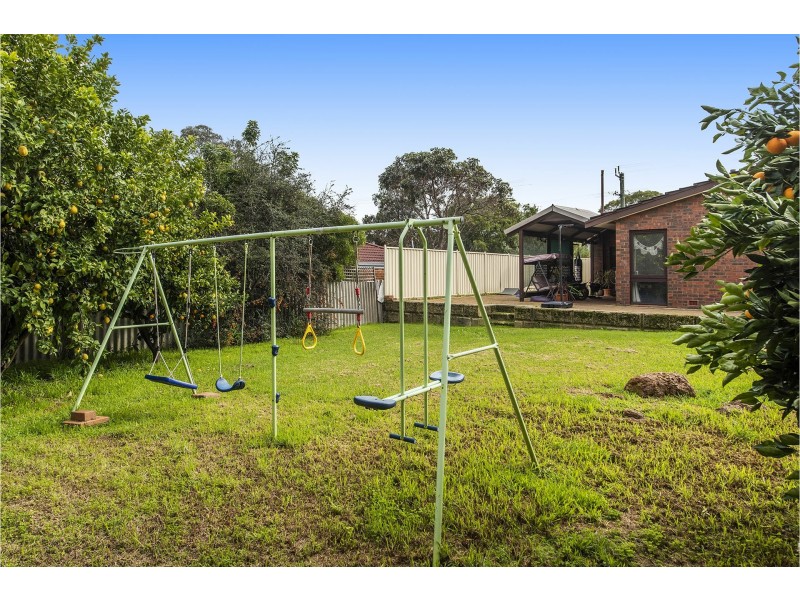 7 Glyde Road, Lesmurdie WA 6076