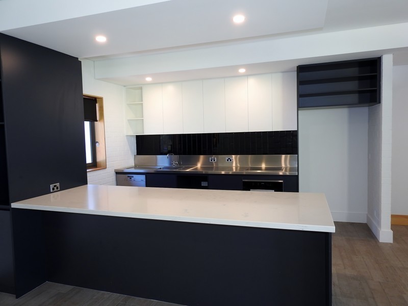 14 White Road, Kalamunda WA 6076