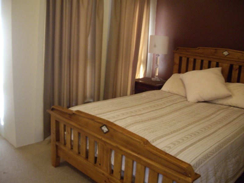 5 Copper Lane, Wattle Grove WA 6107