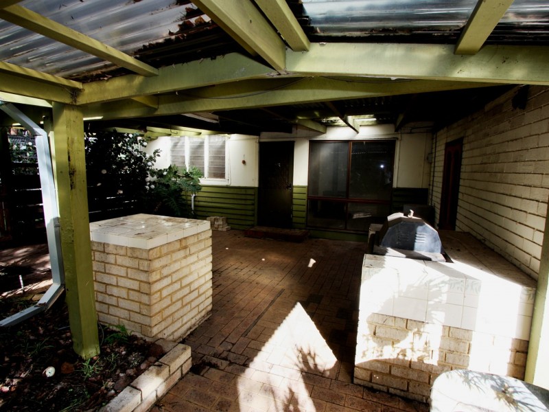 35 Anne Avenue, Walliston WA 6076