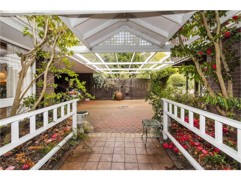 100 Orange Valley Road, Kalamunda WA 6076