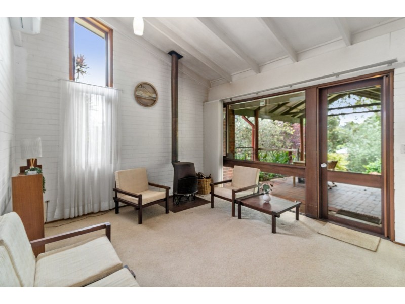 14 Karralika Avenue, Kalamunda WA 6076