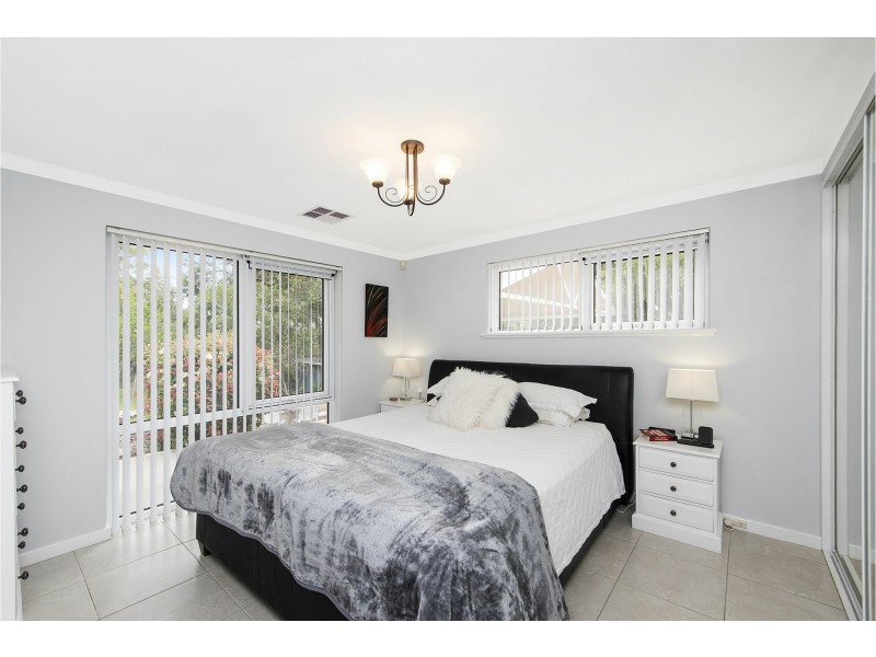 19 Standing Road, Lesmurdie WA 6076