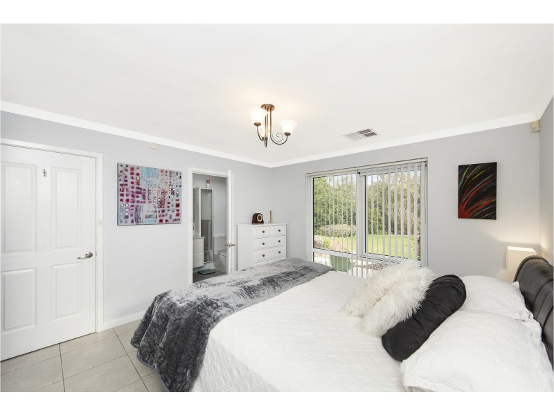 19 Standing Road, Lesmurdie WA 6076