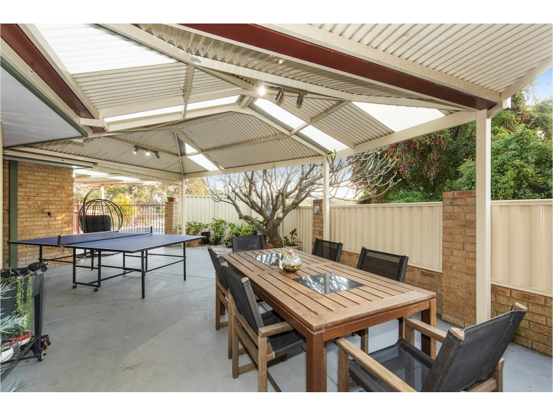 25 Grenville Road, Gooseberry Hill WA 6076