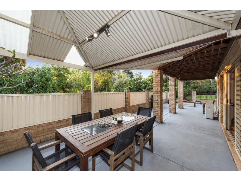 25 Grenville Road, Gooseberry Hill WA 6076