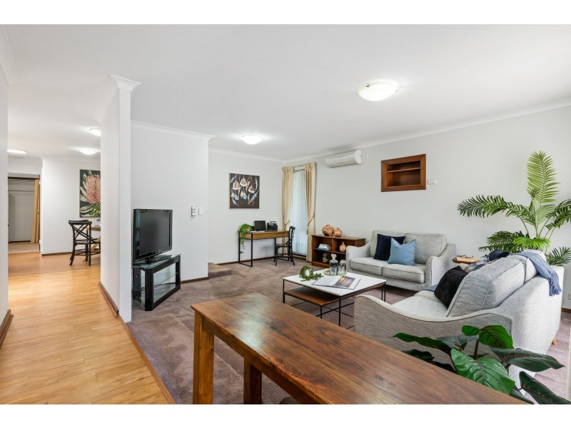 18 Seymour Road, Kalamunda WA 6076