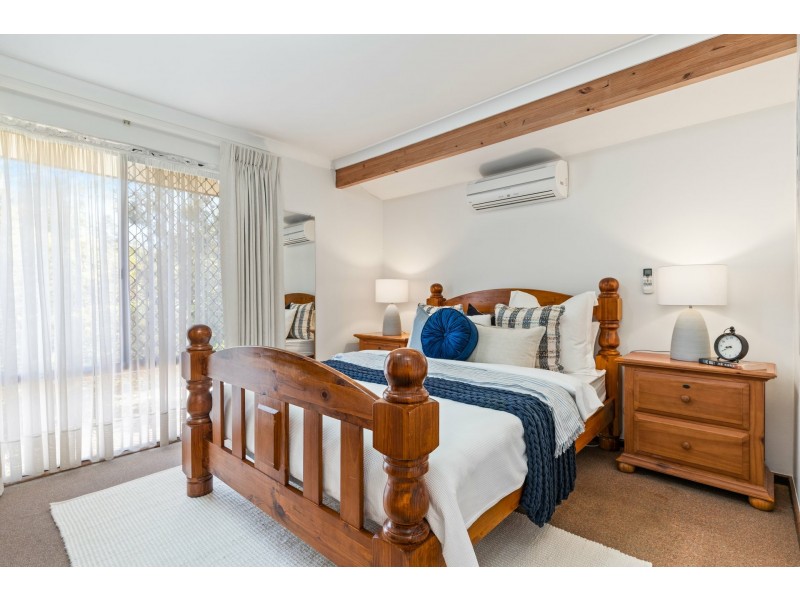 18 Seymour Road, Kalamunda WA 6076