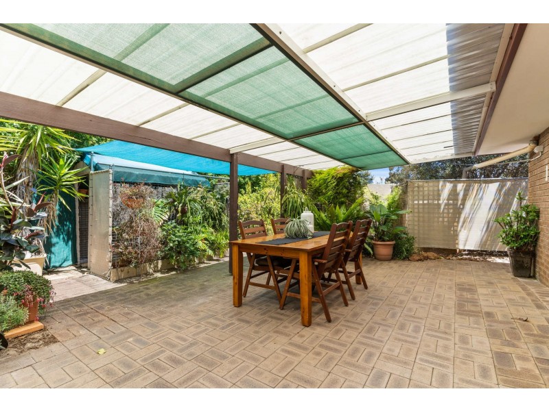 18 Seymour Road, Kalamunda WA 6076