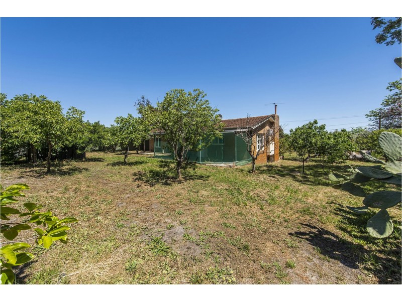 261 Canning Road, Walliston WA 6076