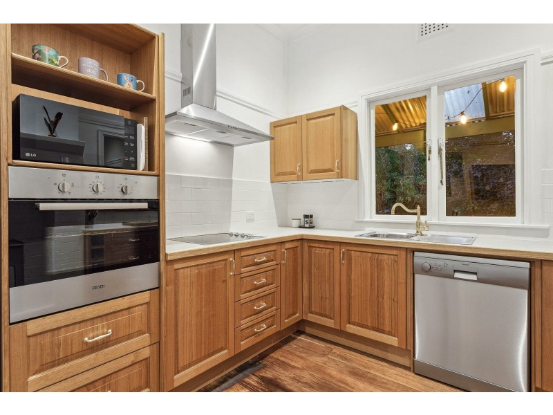 2 Springdale Road, Kalamunda WA 6076