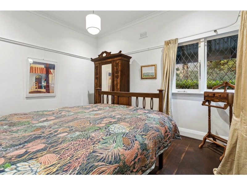 2 Springdale Road, Kalamunda WA 6076