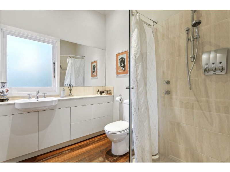 2 Springdale Road, Kalamunda WA 6076