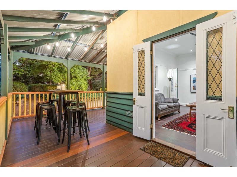 2 Springdale Road, Kalamunda WA 6076