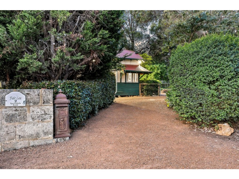 2 Springdale Road, Kalamunda WA 6076