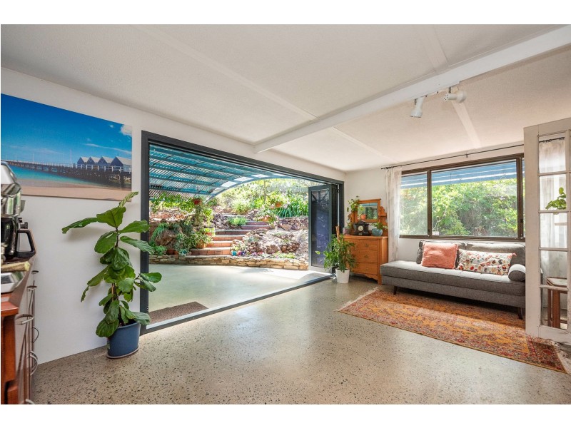 65 First Avenue, Bickley WA 6076