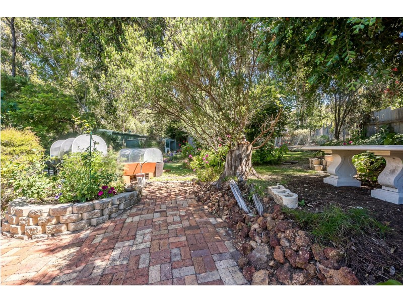 65 First Avenue, Bickley WA 6076