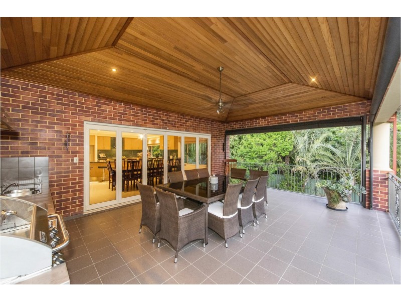 51 Coolinga Road, Lesmurdie WA 6076