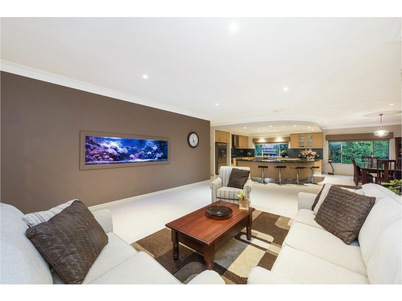 51 Coolinga Road, Lesmurdie WA 6076