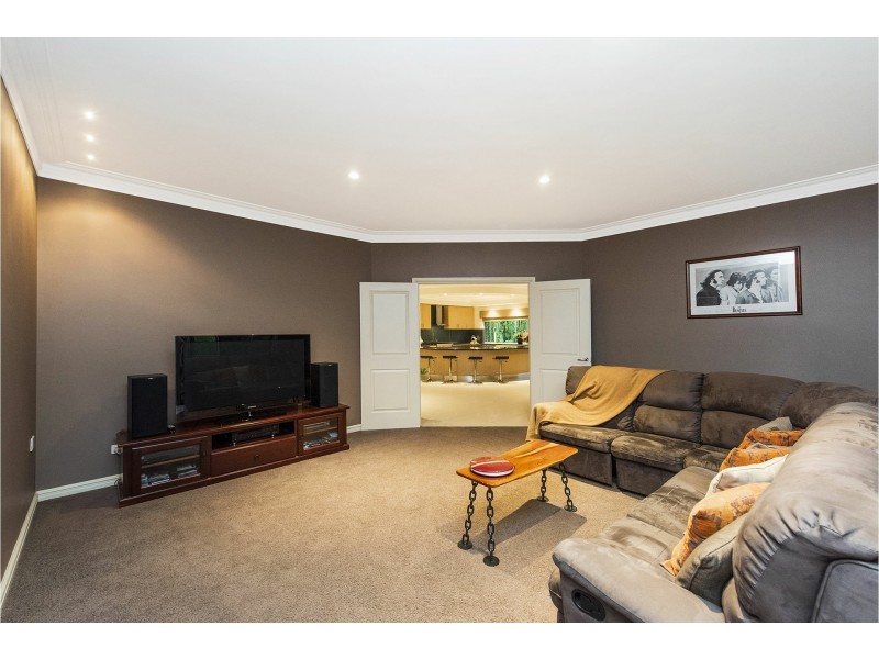 51 Coolinga Road, Lesmurdie WA 6076