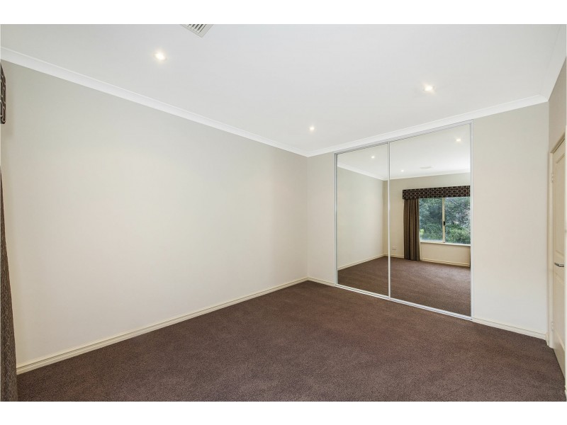 51 Coolinga Road, Lesmurdie WA 6076