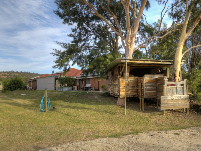 2 Warren Road, Bullsbrook WA 6084