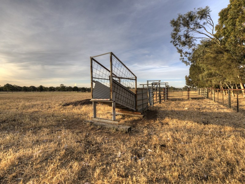 2 Warren Road, Bullsbrook WA 6084