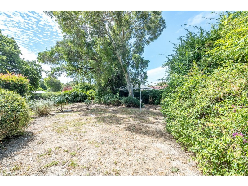 224 Kalamunda Road, Maida Vale WA 6057