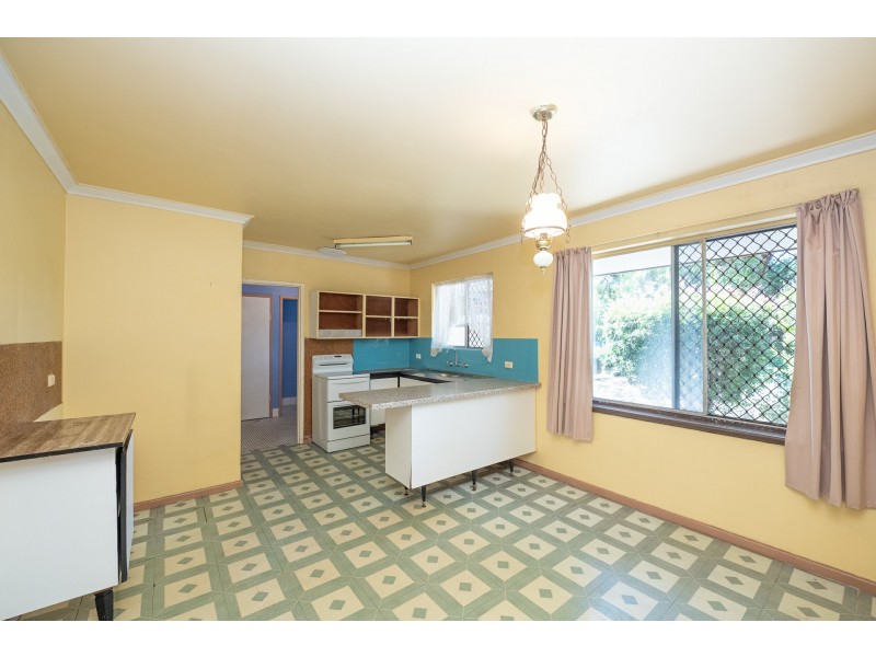 224 Kalamunda Road, Maida Vale WA 6057