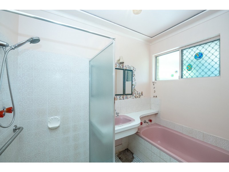 224 Kalamunda Road, Maida Vale WA 6057