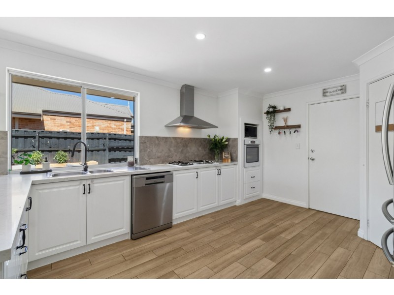 88 Bordeaux Lane, The Vines WA 6069