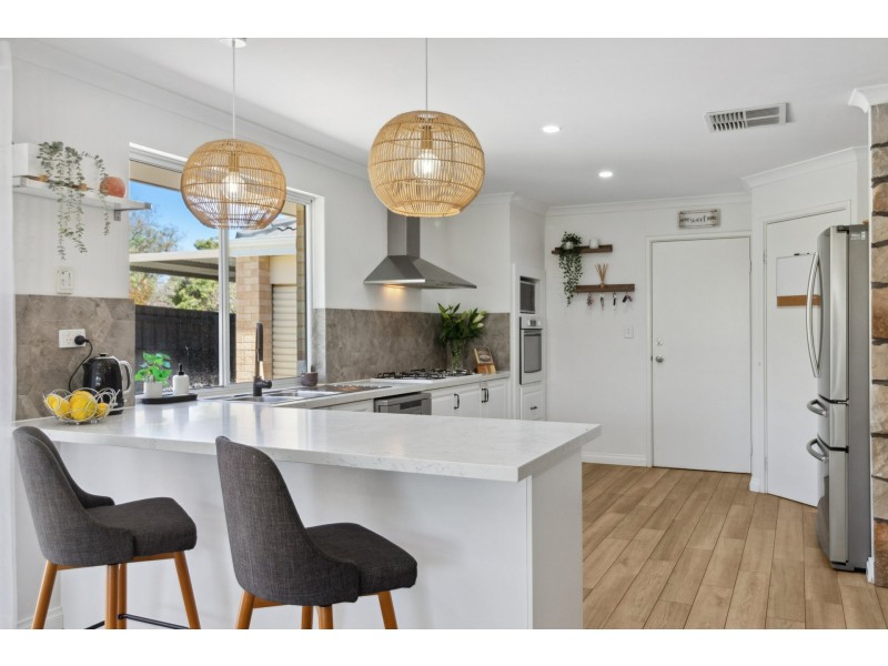 88 Bordeaux Lane, The Vines WA 6069
