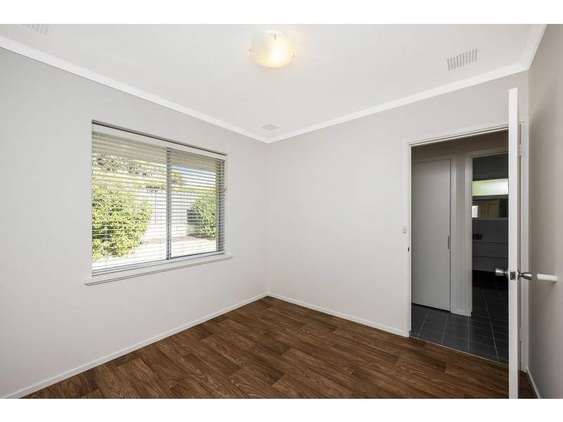 18A Mary Drive, Lesmurdie WA 6076