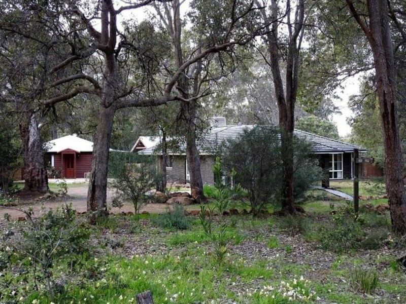 49 Hill Street, Gooseberry Hill WA 6076