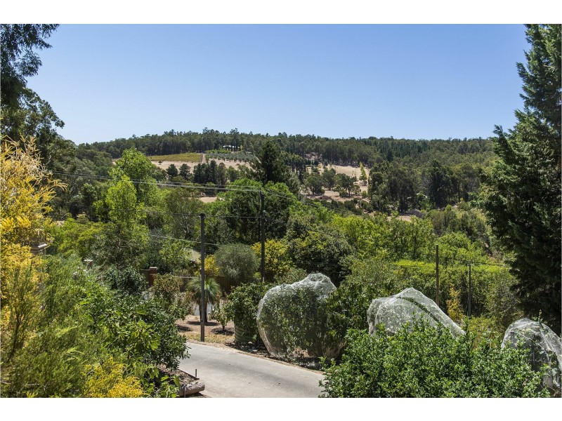 142 Union Road, Carmel WA 6076