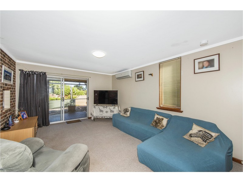 19B Railway Road, Kalamunda WA 6076