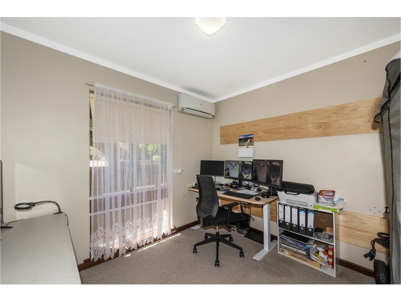 19B Railway Road, Kalamunda WA 6076