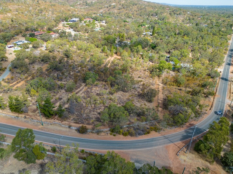 207 Holmes Road, Forrestfield WA 6058