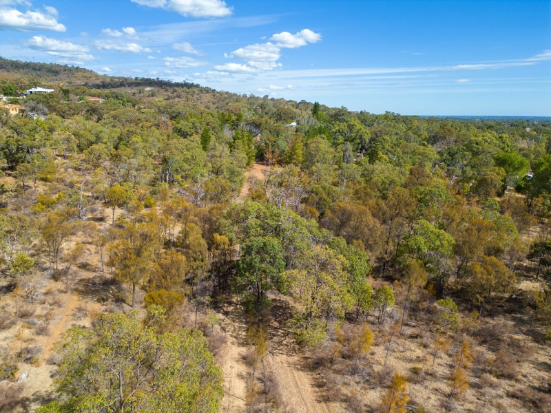 207 Holmes Road, Forrestfield WA 6058