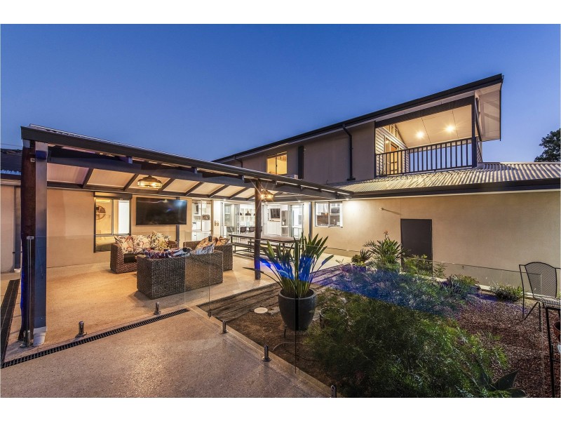 44 Fletcher Road, Lesmurdie WA 6076