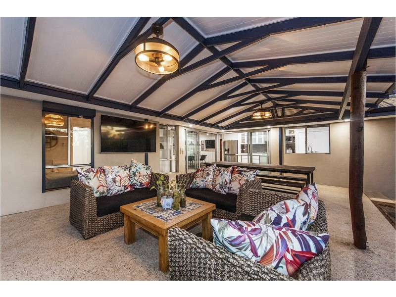 44 Fletcher Road, Lesmurdie WA 6076